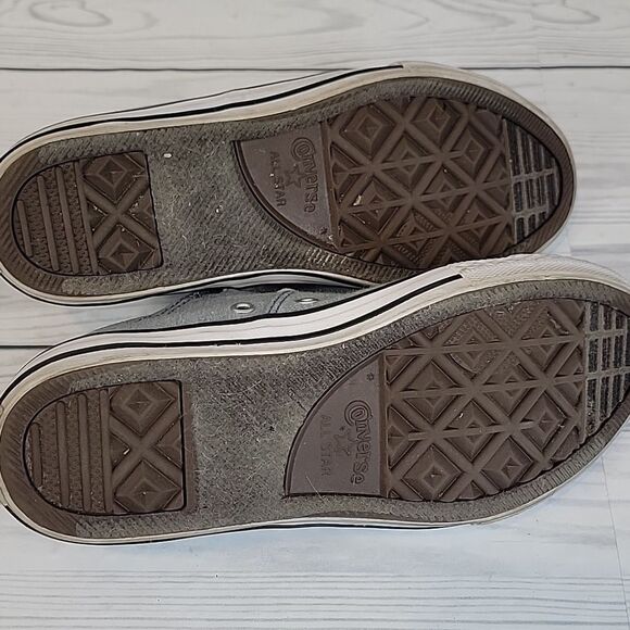 Converse All Star Chuck Taylor Low Top Sneakers Gray and Pink Size 5 Junior - Picture 8 of 9